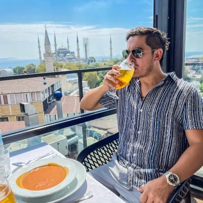 JulioRangellll's profile picture. International Business