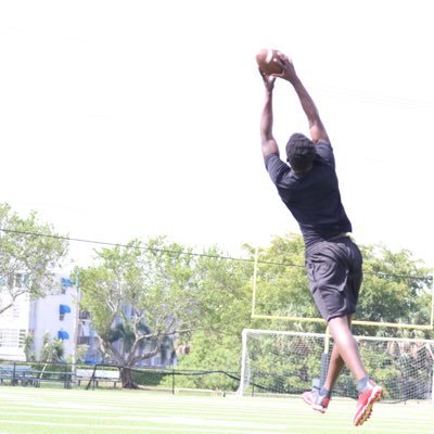 Coral Springs High School ‘22 | ATHLETE | 6’1” 180lbs | 4.0 GPA