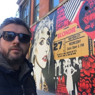 Abogado. Derecho informático y de la Empresa. Amargo como buen hincha de Independiente.