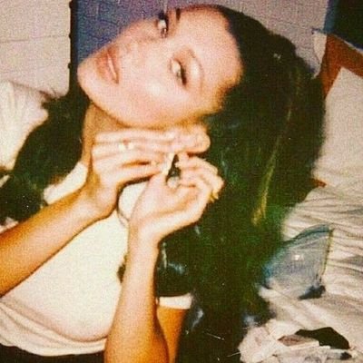 creo en la superioridad estética y moral del solo de louis en no control
she/her!¡