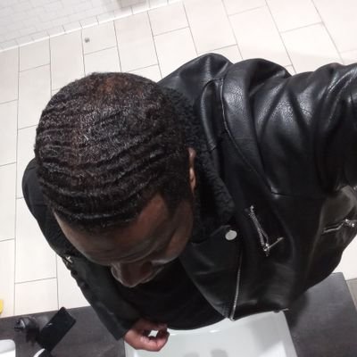 Starrrstrukk Music Producer/CFO/CEO of Savvy Music Group LLC & Co Owner of Great Starr Music Group/Streetlordz Chedda Boyz/Lordz .IG:theoneandonlystarrstrukk.