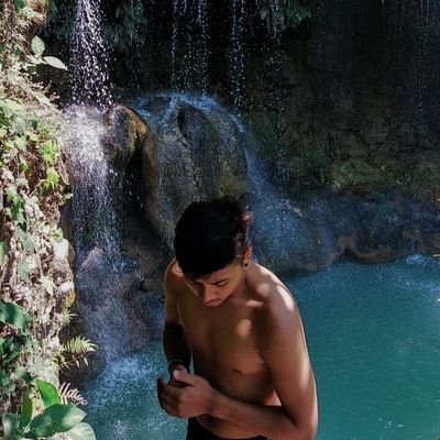 botaktiarap's profile picture.