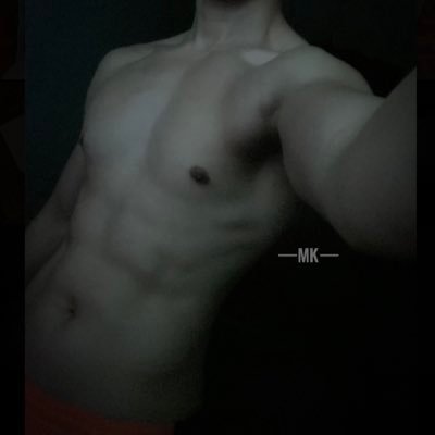 MalaoMonkey's profile picture. 175cm | 65kg | Seremban| 喜欢健身💪🏻