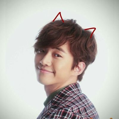 ♥ 2PM ♥ . Junho, my little sunshine 💛
🐼🐨🐱🐥🐧🍌 she/her 22