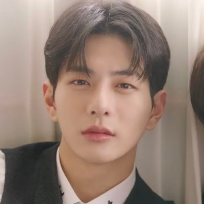 BoMin_LQ's profile picture. #최보민 크고 작은 보민이 하나하나 다 찾아보기🔍