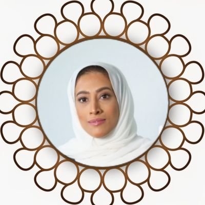 محامية ..
هاوية للإعلام ..
أحبني الطموح فعشقته..
واقعي أترجم به الخيال وحقيقة أعكس بها الأحلام..