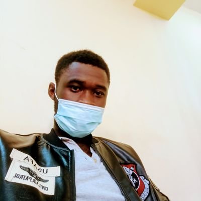Je suis étudiant en Master de sociologie , j'aime le football et passionnée de courses de moto GP
