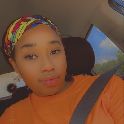 Hiiii guys ! 🤗 I’m KENYA 🌈 Pretty down to earth 🌎 loveee people and communication 💗 I live life on the edge but keep it cute sus 😻
