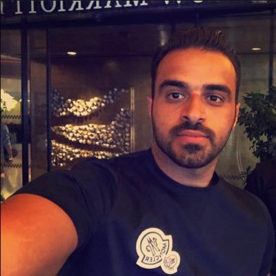 90Essa's profile picture. AUKgraduate'14 / English HOD .. ✏️