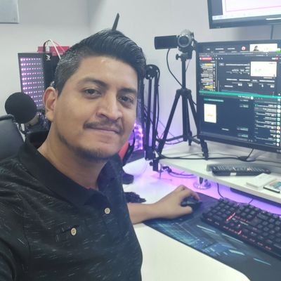 plus_ec's profile picture. Diseño Gráfico, web, multimedia, animación 3D y post-producción.