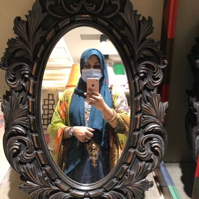 Jzinia's profile picture. Muslim,Journalist,Bangladeshi. Love travelling and reading, Ambivert.