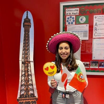 Secondary Modern Languages Teacher 🇫🇷🇪🇸🏴 | Apple Teacher |