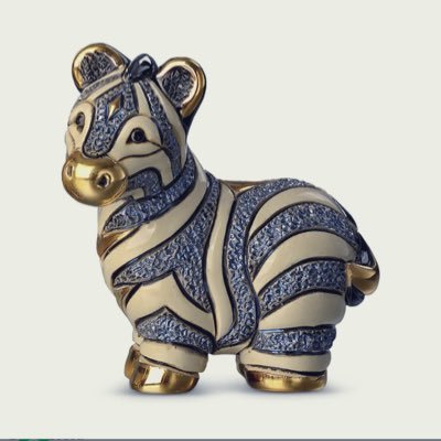 LisaCoronado16's profile picture. 