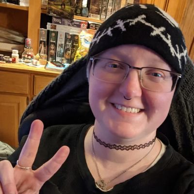 A chill game & art streamer on Twitch. @TeamGlitchCo member. Find me here: for streams https://t.co/MnNC7wdw1e or Discord for a chat & updates https://t.co/mXHZHwWZQu