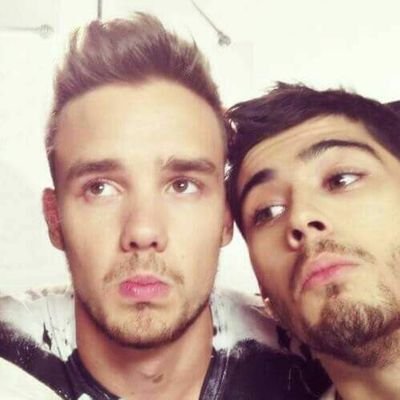 ZIAM16943126's profile picture. Ziam account
I reported on Zayn and Liam's closeting
Informó sobre el closeting de Zayn y Liam. 
Cuenta en español y inglés (English and Spanish)