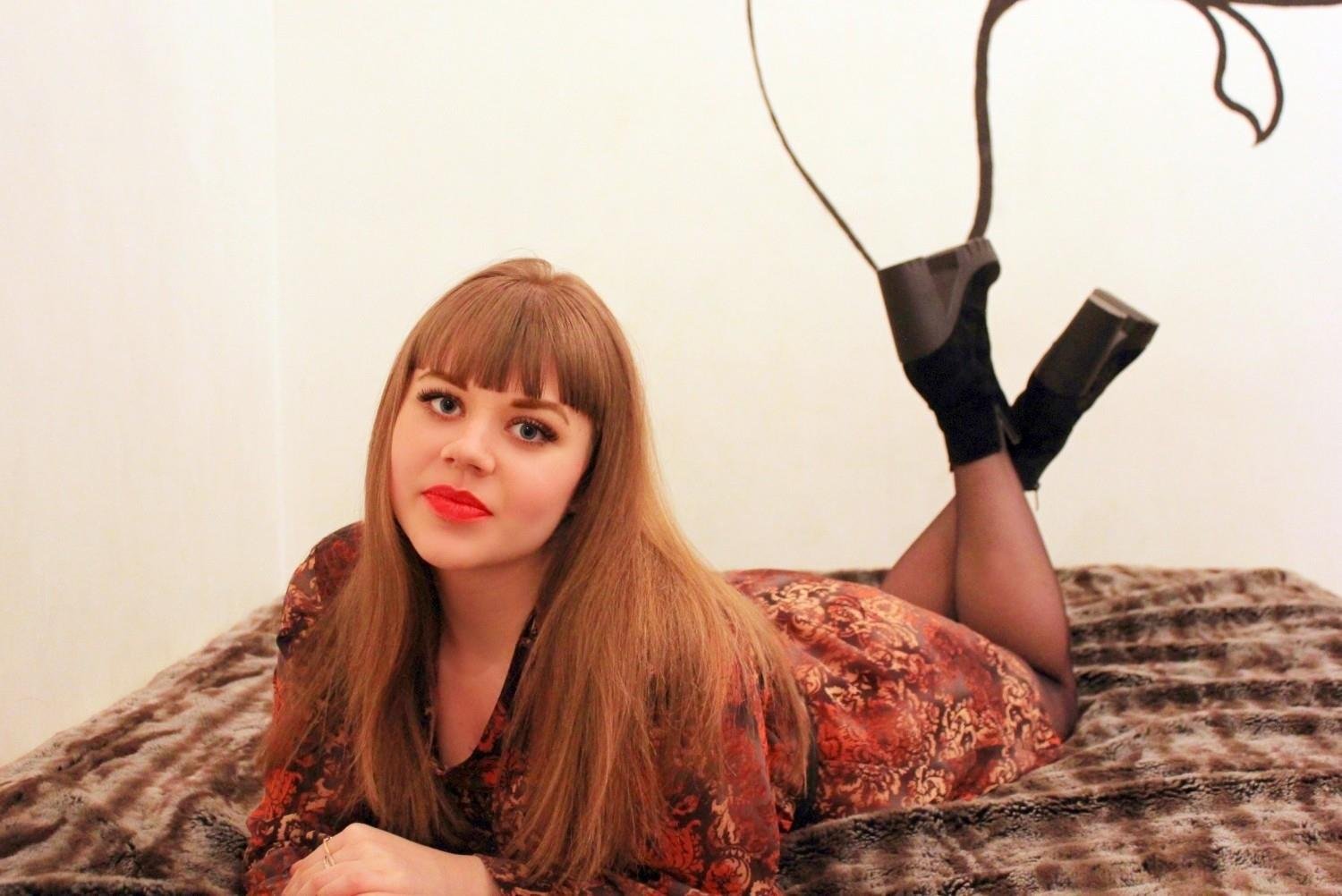 💘! I'm Lindsey ❕! Rate my boоbs frоm O tо 10, pleаsе!❕ https://t.co/EPDrre8u1s