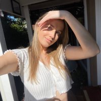 Sarah Lynn(@sarahannelynn) 's Twitter Profile Photo