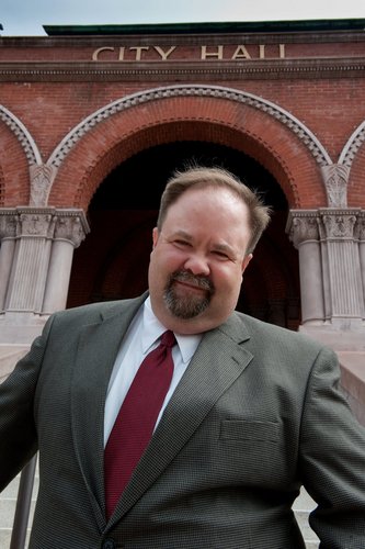 California government, media and politics reporter and editor.