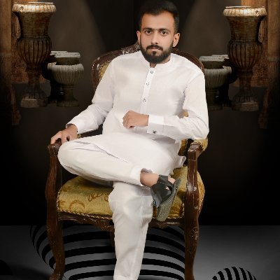 ZainEnginer's profile picture. عذابِ ہجر نہیں،خواہش وصال نہیں
جدا ہوئے ہیں مگر یوں کہ اب ملال نہیں

خوشی کی بات کہ تو اپنے طور سے جی لے
میرا بھی اب کے محبت کا کچھ خیال نہیں
انجینئر زین مہر