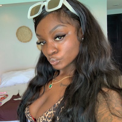 new account :) Whoever got my old shit ya moms a hoe. ig: Kaydollx