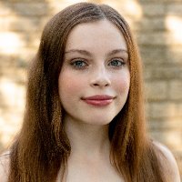 Eleanor Roe - @EleanorRoeActor Twitter Profile Photo