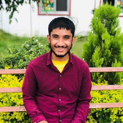 भ्रष्टचार , कमिसन र घुसखोरीले गर्दा खोक्रो बन्दै गएको देशमा आफ्नो भविष्य छैन भन्ने थाहा हुँदा हुदै पनि देश प्रतिको मायाले गर्दा देश छोड्न नसकिरहेको एक युवा ।