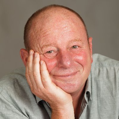 Dirigeant de Rincent Air @capenvironnemnt. Président de @Fimea, Président @V&E, Entrepreneur engagé, pilier de Rugby, fan de Voile ... africain de coeur