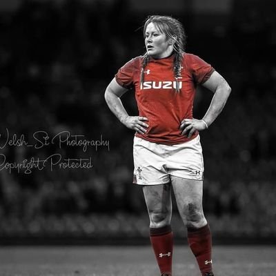 Passionate sports athlete who believes sport can drive social change.  

Played a bit of rugby, Welsh International Rugby Player 2006-2023, now a proud Mam.