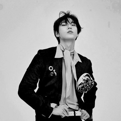 〔 𝐑𝐏 ╱ 𝟗𝟔 〕 #도영 → your favorite bunny with memorization skills. 𝐏𝐚𝐫𝐭 𝐨𝐟 #𝐍𝐂𝐓 who will amaze you with his soft voice. it's 𝐊𝐢𝐦 𝐃𝐨𝐲𝐨𝐮𝐧𝐠.