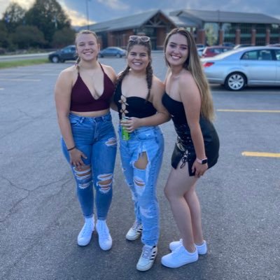 sstuart1220's profile picture. ΘΦΑ Clarkson ‘21