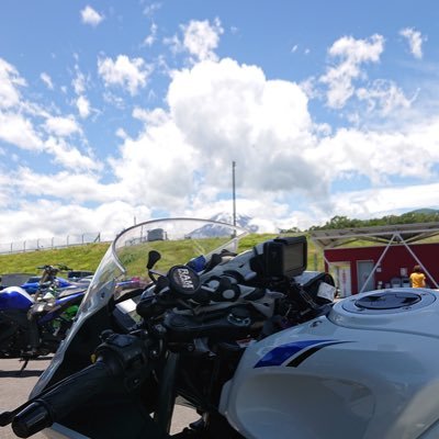 Xフォロー失礼致します⭐️愛車遍歴ヤマハブロンコ CB400SF CBR250rr GSXR125 ドカティ1199S Z900SE ZX25R Z900RScafe ストトリ Z900RSSE ジクサーsf250 YZF-R1 KLX230