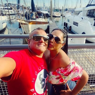 NeiderPineda5's profile picture. Abogado, pastor evangélico interdenominacional.
casado con Jessica Arango, dos niñas.  defensor de la constitución 1991.