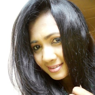 mariaabeyart's profile picture. Professional Artist who creates realistic wildlife & Floral art.