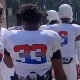 #4 semi pro football for La duck play LB/FB 5”8- 222lbs
