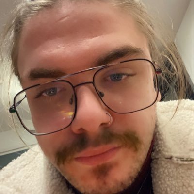 notbillymallon's profile picture. god made me short so i wasn’t too powerful