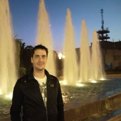 Emprendedor emprendido, nunca me canso. Soñar no cuesta. Apasionado del trading y la música electrónica. El Punk, el de la vieja escuela.