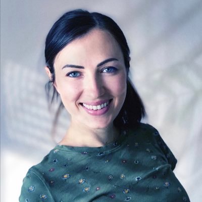 Senior freelance iOS developer 👩🏻💻 Writing articles about iOS and Swift programming on https://t.co/sA9D7tao3N