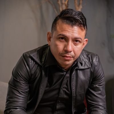 Corretor de Imóveis e Vendedor
Instagram: @pedromartinsbroker
Youtube: Pedro