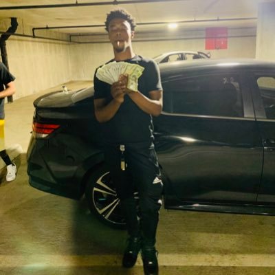 NC 📍Upcoming Artist YRR ✨IG: 2hittofficial