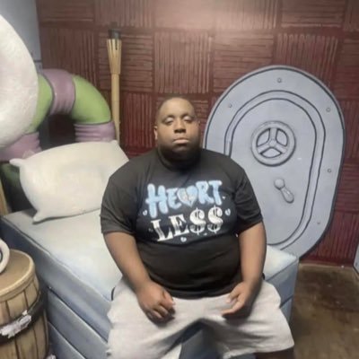 VanillaIcesSon's profile picture. 