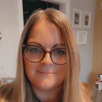 Helen Marshall (@helensconnick) Twitter profile photo