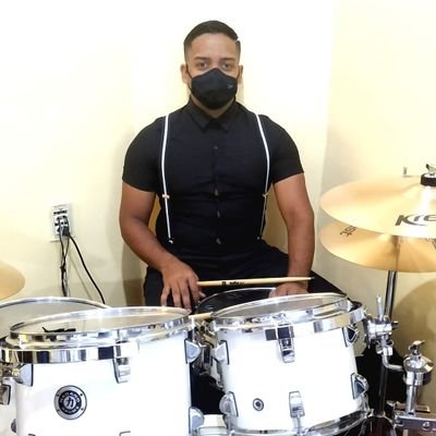 NerdNaval's profile picture. olá mundo