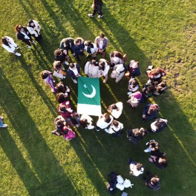 King’s College London Pakistani Society 20/21 🇵🇰 Follow us to not miss out on our amazing events this year! Instagram: @kclpaksoc TiikTok:@kclpaksoc