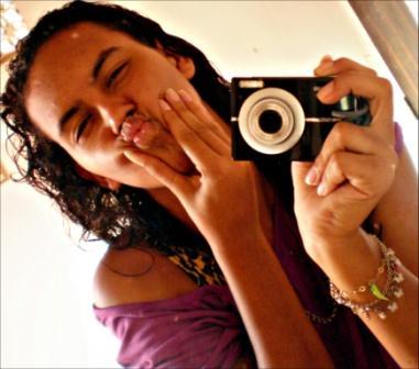 Eu so do tamanho daquilo que SINTO,que VEJO e que FAÇO,não do tamanho que os outros me enxergam. (Bob Marley)