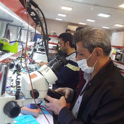 RezaArefi4's profile picture. ‏تکنسین موبایل هستم با تجربه‌ای ۲۵ ساله
مشهد، ایران