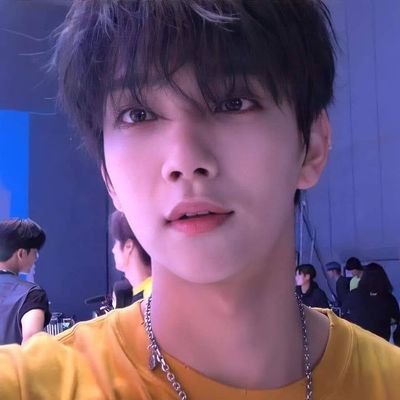 seungcheol i eu brigando na fila do bolsa família.
