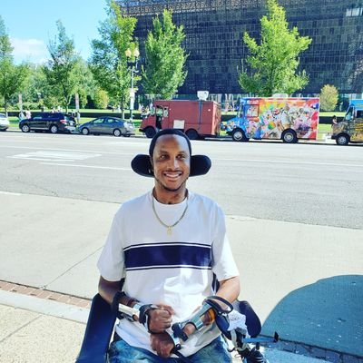 TheonlyYoungE's profile picture. Frontend Web Developer. it's never too late.
https://t.co/tWmIDXsQ7N