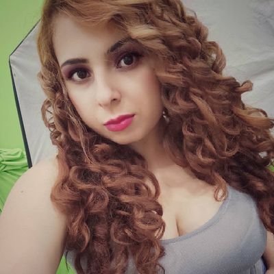 RoaDianitta's profile picture. Ingenieria Comercial, Escritora y fotógrafa aficionada, política, ciencia y arte. Instagram: Roadi.di