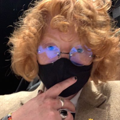TheAliceMahon's profile picture. pronouns: none. don’t talk about me. don’t look at me. don’t think about me. I’m only here to follow Liz Gillies.