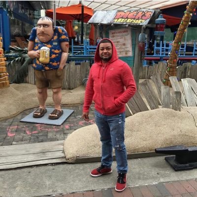 checkeeden's profile picture. 